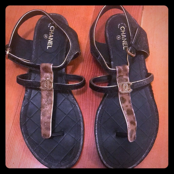 CHANEL Shoes - CHANEL leopard sandals